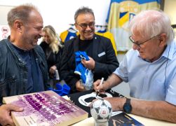 Fussball Idol Peter Ducke Jetzt Am Sternenhimmel JN016
